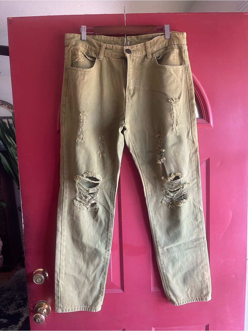 Slim-Straight Olive Green Distressed Men’s Jeans